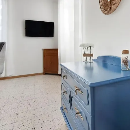 Apartment T3 80 M2 Avec Terrasse Privee Climatisation Et 2 Parkings
