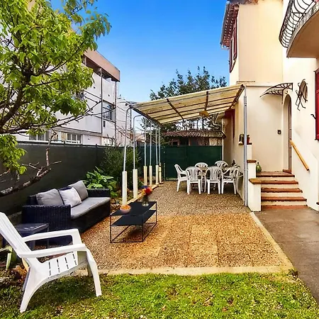Apartment T3 80 M2 Avec Terrasse Privee Climatisation Et 2 Parkings